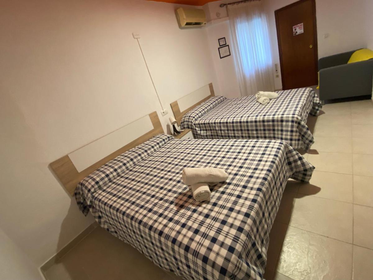 הוסטל קורדובה Arc House Ribera Only Adults מראה חיצוני תמונה